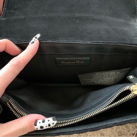 Massimo Dutti Velvet Cross Body Purse - EUC - Picture 5 of 10
